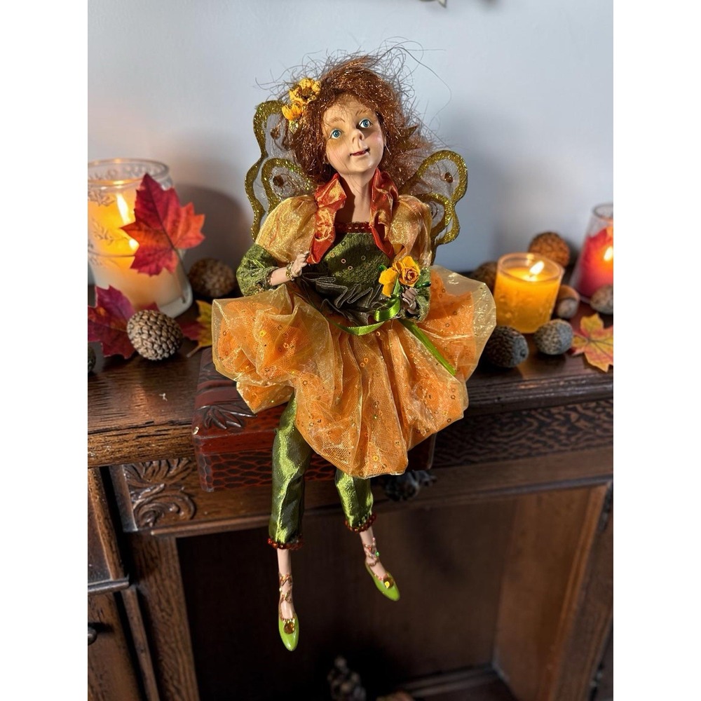 2011 Woodland Fairy Fall Autumn Floral Shelf Sitter Doll